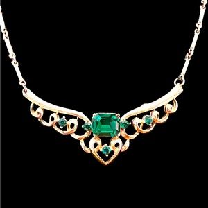 Vintage Unsigned Beauty Deco Style Choker Necklace Emerald Cut Color Glass Stone